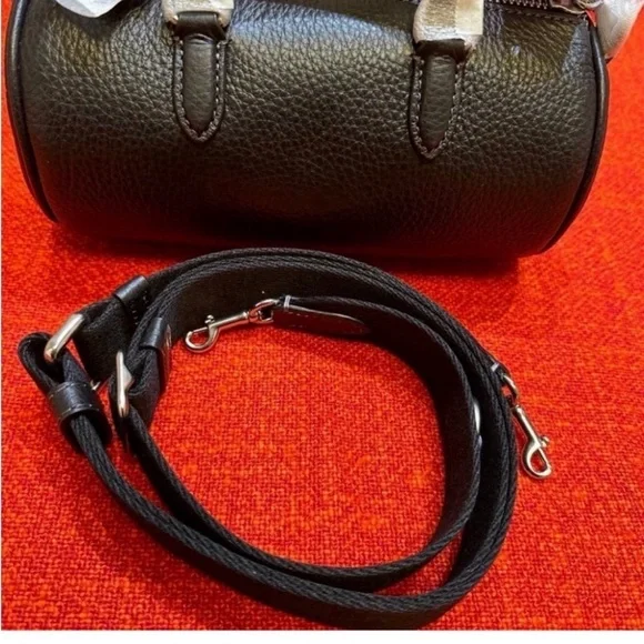 ❤️❤️❤️Coach mini crossbody bag+detachable strap ❤️❤️❤️ - Picture 8 of 13